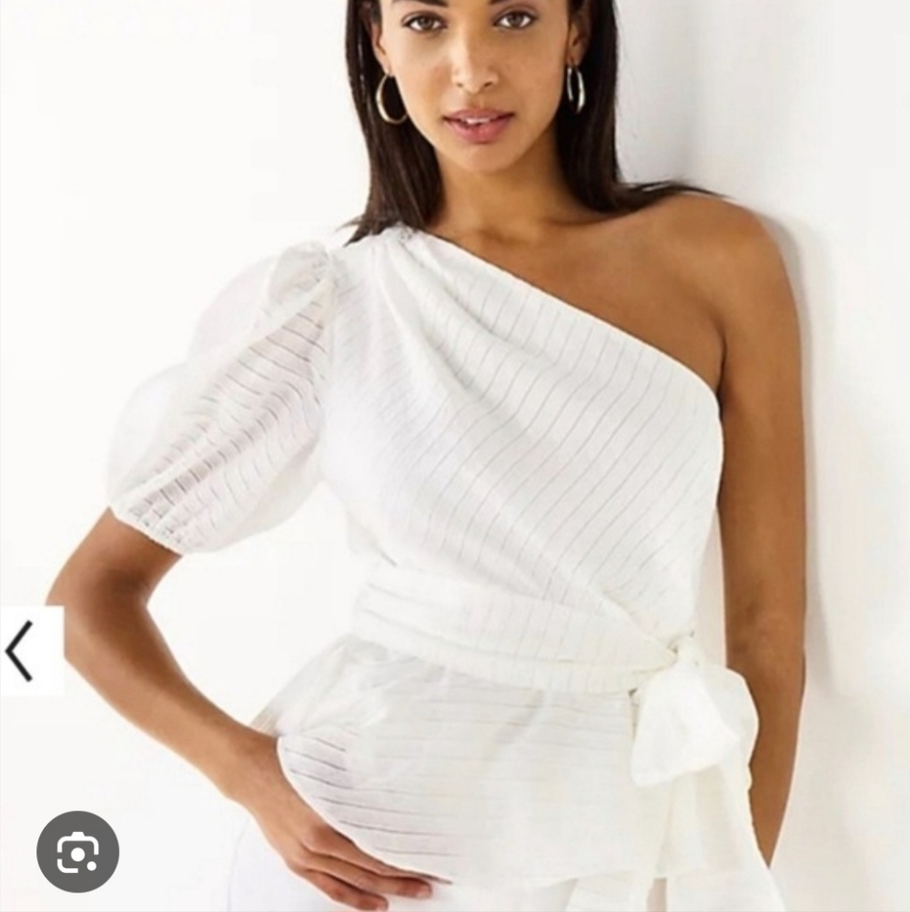 Elevated Basic White Blouse Tie Waist NWT Resort Vacation Brunch Summer Sz. M